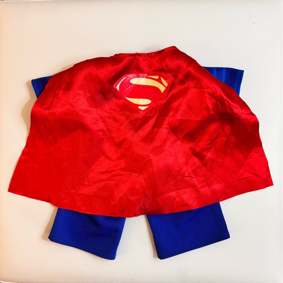 Build-A-Bear Superman “Man of Steel” Outfit
Official DC Comics | Cape Included - Picture 6 of 7